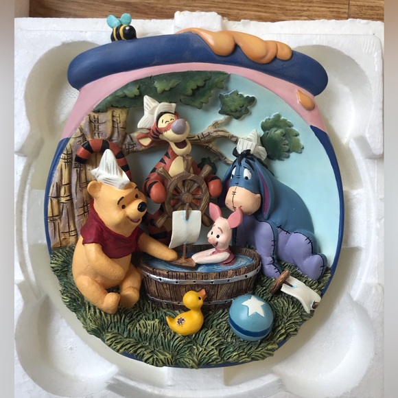 Disney Winnie the Pooh “Pooh’s Hunnypot Adventures” 3d Plate Set - Bradford Ex. - Picture 10 of 14
